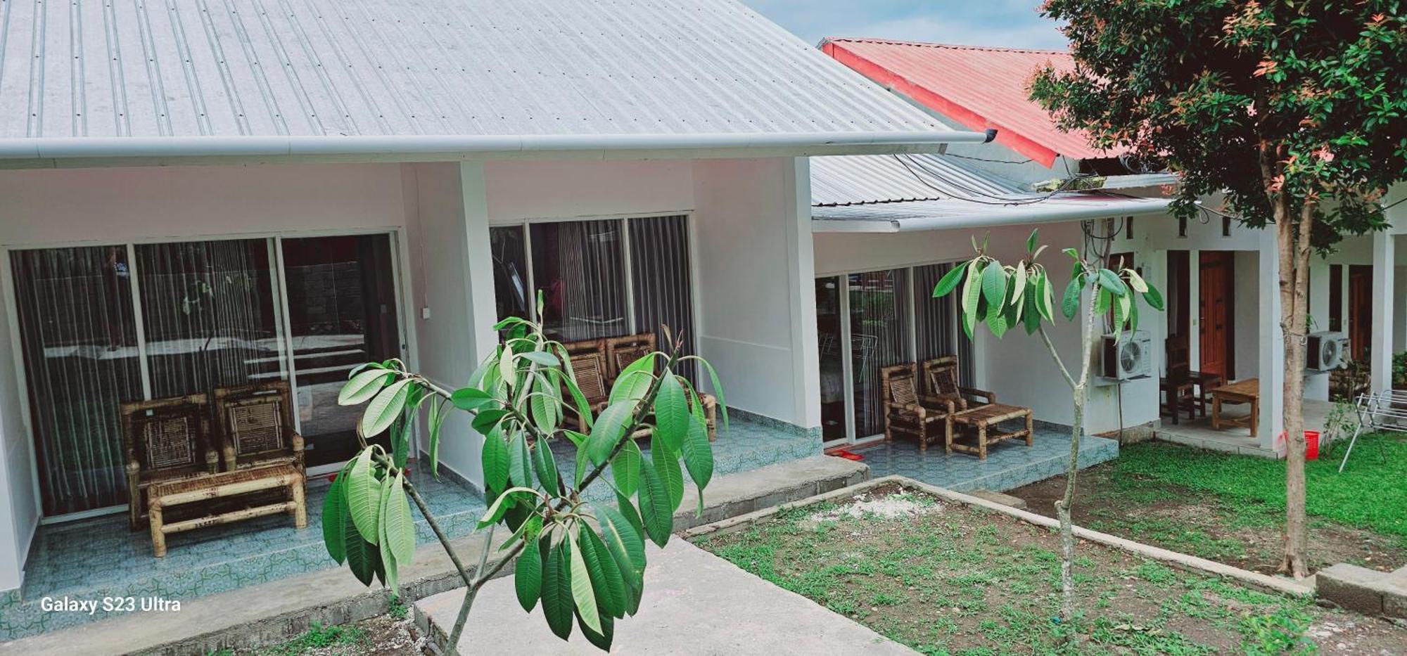 Pondok Guru Bakti Cottage Senaru Esterno foto